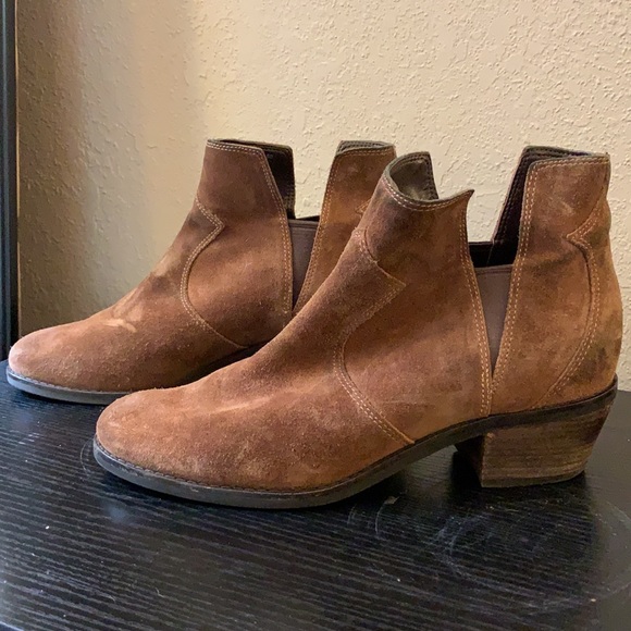 Cole Haan boots size 8 - Picture 2 of 11